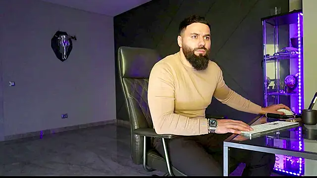 Snapshot of mattmasterss chatting on 03/04/25, 03:26 mattmasterss online show from 03/04/25, 03:26