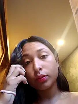 Bonnie Clydeee online show from 11/28/25, 11:35