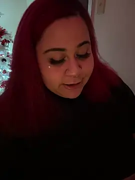 Snapshot of Juicyjordie chatting on 12/17/24, 05:18 Juicyjordie online show from 12/17/24, 05:18