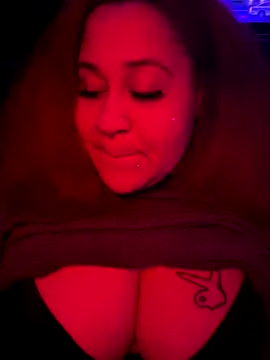 Snapshot of Juicyjordie chatting on 10/18/25, 04:15 Juicyjordie online show from 10/18/25, 04:15