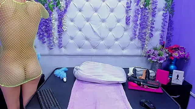 Brith Adams online show from 10/03/25, 02:30