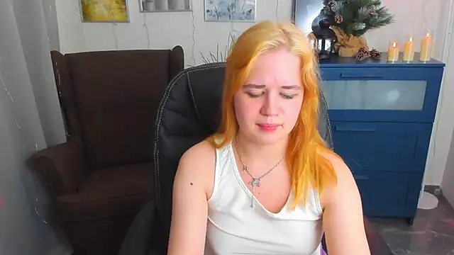 AlicePopsy online show from 01/20/25, 12:04