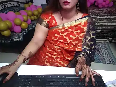 Snapshot of Arushisingh8888 chatting on 12/15/24, 01:00 Arushisingh8888 online show from 12/15/24, 01:00