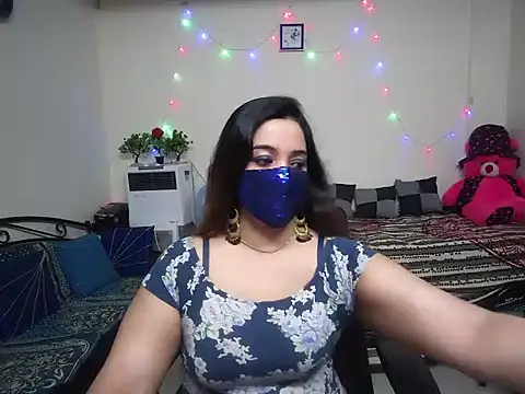 Snapshot of Arushisingh8888 chatting on 02/06/25, 10:37 Arushisingh8888 online show from 02/06/25, 10:37