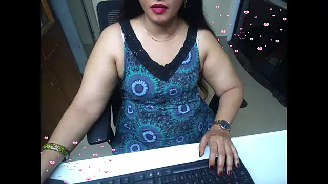 Snapshot of Arushisingh8888 chatting on 09/09/25, 09:09 Arushisingh8888 online show from 09/09/25, 09:09