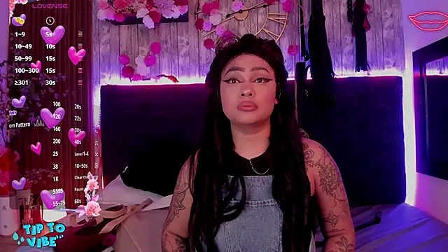 Neko Misaki online show from 11/27/25, 11:56