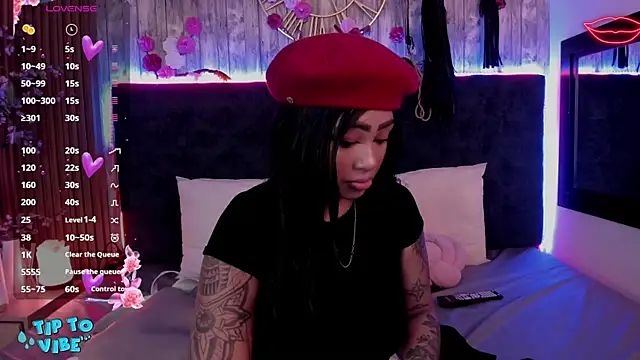 Neko Misaki online show from 12/02/25, 06:25