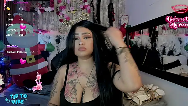 Neko Misaki online show from 12/19/25, 12:12