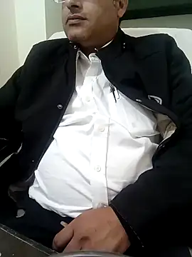 Snapshot of Hot-man39 chatting on 12/05/24, 12:00 Hot-man39 online show from 12/05/24, 12:00