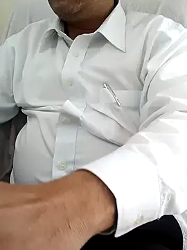 Snapshot of Hot-man39 chatting on 12/24/24, 09:06 Hot-man39 online show from 12/24/24, 09:06