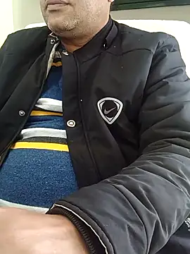 Snapshot of Hot-man39 chatting on 12/25/24, 08:29 Hot-man39 online show from 12/25/24, 08:29