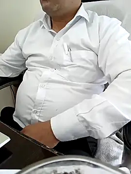 Snapshot of Hot-man39 chatting on 01/20/25, 10:51 Hot-man39 online show from 01/20/25, 10:51