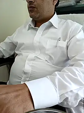 Snapshot of Hot-man39 chatting on 01/21/25, 05:38 Hot-man39 online show from 01/21/25, 05:38