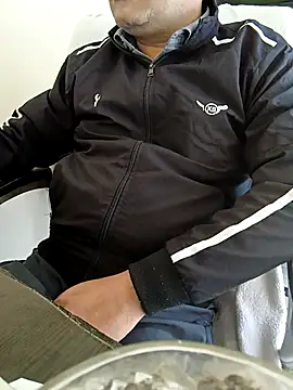 Snapshot of Hot-man39 chatting on 01/25/25, 07:28 Hot-man39 online show from 01/25/25, 07:28