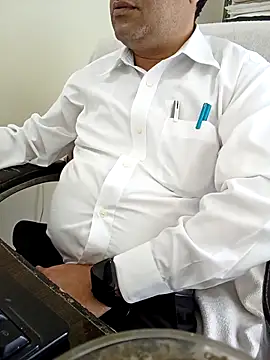 Snapshot of Hot-man39 chatting on 03/04/25, 05:53 Hot-man39 online show from 03/04/25, 05:53