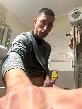 Gionnytav online show from 11/06/25, 04:41