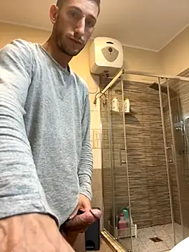 Gionnytav online show from 11/22/25, 05:06