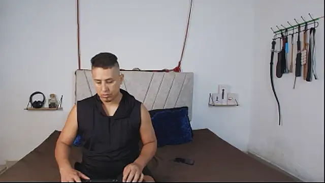 Liana Asaff online show from 01/14/26, 10:58