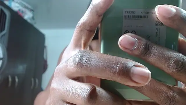 latinahot963 online show from 01/18/25, 12:02