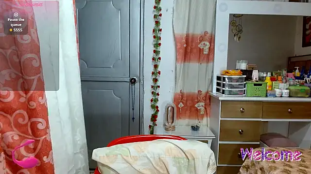 latinahot963 online show from 10/01/25, 08:48