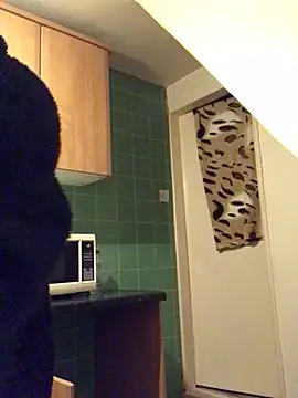 Onwdomu3 online show from 04/05/26, 12:41