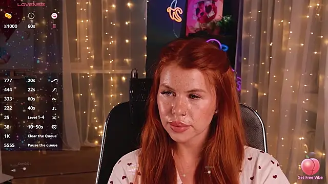 Snapshot of KristinaMoon chatting on 02/07/25, 06:34 KristinaMoon online show from 02/07/25, 06:34