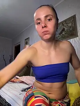 Snapshot of AlisaKissss chatting on 10/28/25, 06:54 AlisaKissss online show from 10/28/25, 06:54