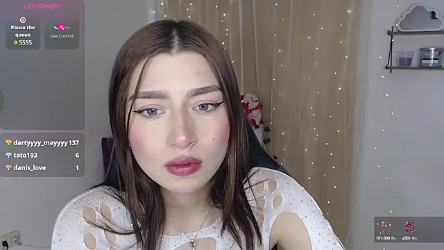 Snapshot of mily_thomson_b_ chatting on 01/21/25, 09:57 mily thomson b online show from 01/21/25, 09:57