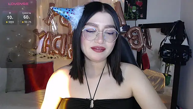 Snapshot of mily_thomson_b_ chatting on 09/11/25, 08:09 mily thomson b online show from 09/11/25, 08:09