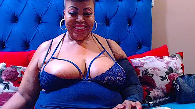 ebonycandy10 online show from 02/28/26, 04:24