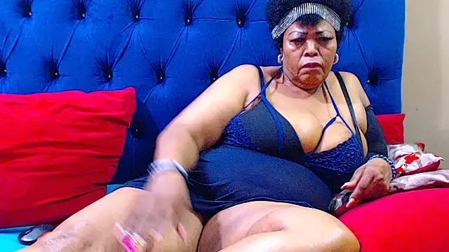 ebonycandy10 online show from 04/10/26, 07:07