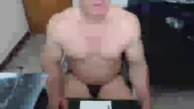 Snapshot of jefmuscle chatting on 09/16/25, 03:07 jefmuscle online show from 09/16/25, 03:07