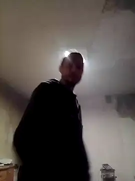 Snapshot of Ostry9333 chatting on 11/20/25, 11:48 Ostry9333 online show from 11/20/25, 11:48