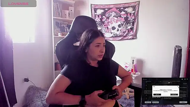 sweetcoralinee online show from 10/15/25, 03:45