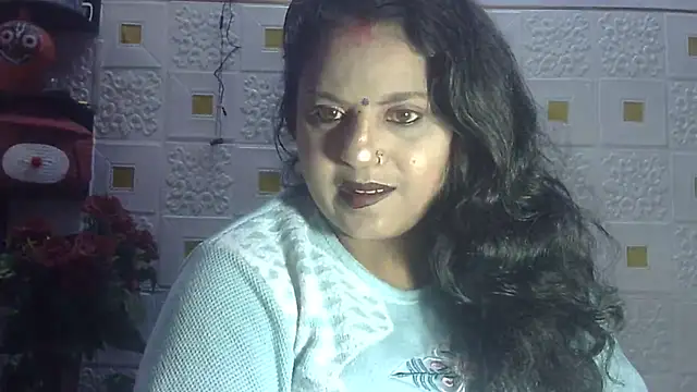 Snapshot of Sexy_komolika chatting on 01/15/25, 05:47 Sexy komolika online show from 01/15/25, 05:47