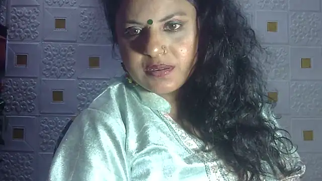 Snapshot of Sexy_komolika chatting on 01/26/25, 06:37 Sexy komolika online show from 01/26/25, 06:37
