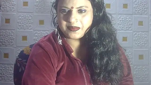 Snapshot of Sexy_komolika chatting on 01/28/25, 03:46 Sexy komolika online show from 01/28/25, 03:46