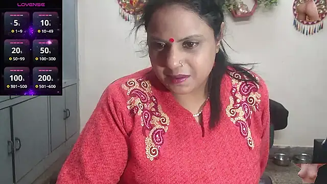 Snapshot of Sexy_komolika chatting on 01/10/26, 01:02 Sexy komolika online show from 01/10/26, 01:02