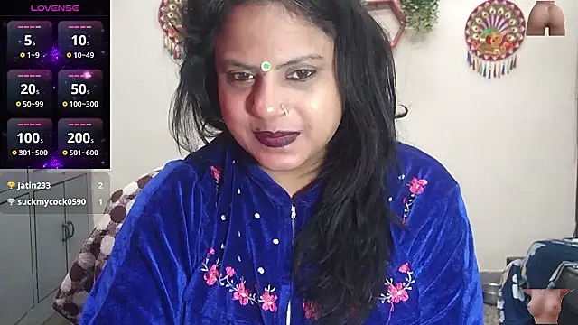 Snapshot of Sexy_komolika chatting on 01/15/26, 03:55 Sexy komolika online show from 01/15/26, 03:55