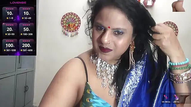 Snapshot of Sexy_komolika chatting on 02/05/26, 12:43 Sexy komolika online show from 02/05/26, 12:43