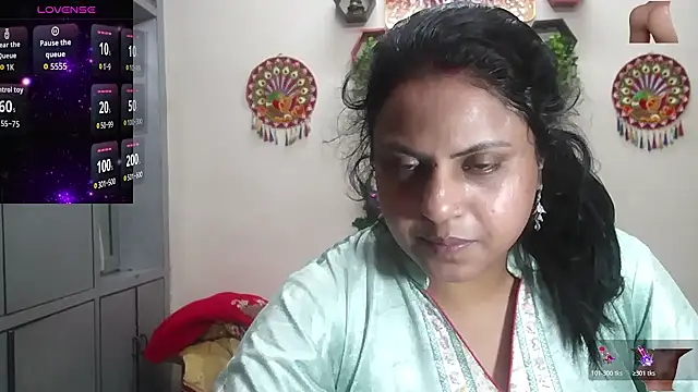 Snapshot of Sexy_komolika chatting on 02/23/26, 04:26 Sexy komolika online show from 02/23/26, 04:26