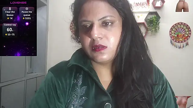 Snapshot of Sexy_komolika chatting on 02/28/26, 12:44 Sexy komolika online show from 02/28/26, 12:44