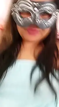 Snapshot of littlequeen77 chatting on 02/27/25, 10:04 littlequeen77 online show from 02/27/25, 10:04