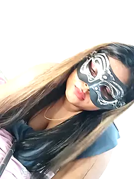 Snapshot of littlequeen77 chatting on 03/02/25, 10:56 littlequeen77 online show from 03/02/25, 10:56