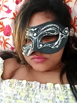 Snapshot of littlequeen77 chatting on 03/09/25, 11:47 littlequeen77 online show from 03/09/25, 11:47