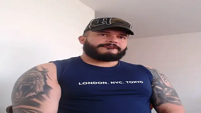 alexandergranda71 online show from 12/31/24, 02:36