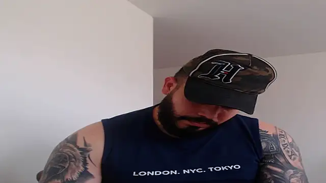 alexandergranda71 online show from 12/31/24, 05:51