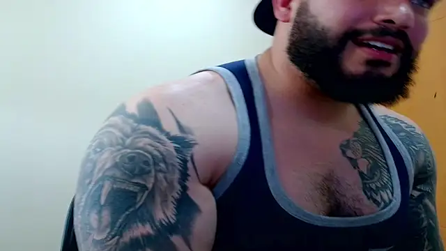 alexandergranda71 online show from 10/15/25, 09:48