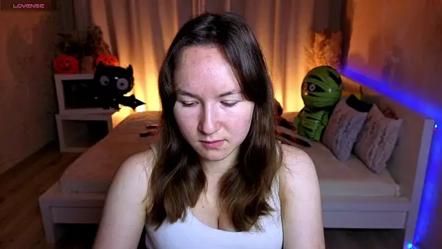 Little doll meow online show from 10/30/25, 02:46