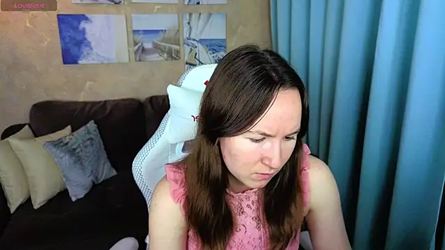 Little doll meow online show from 12/02/25, 02:50